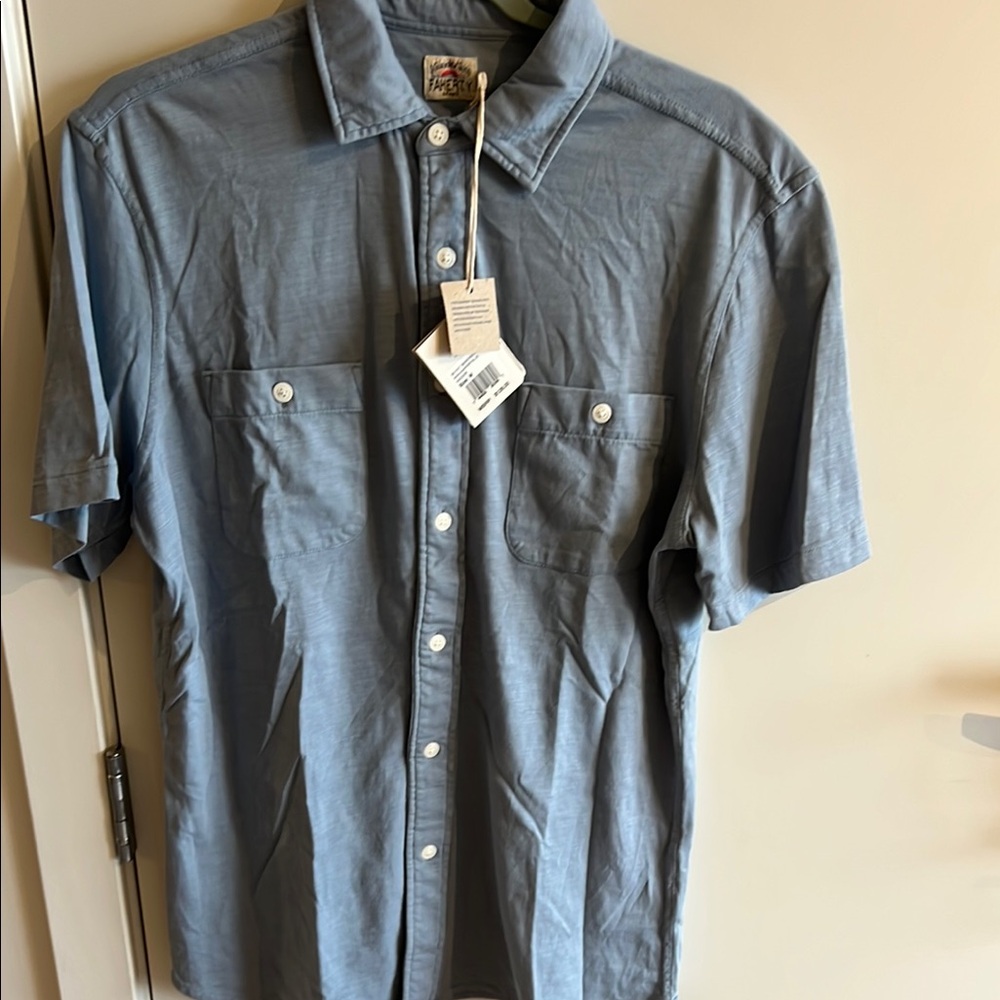 NEW w/ tags. Faherty Brand Classic Men's Blue cotton Button-Up Shirt